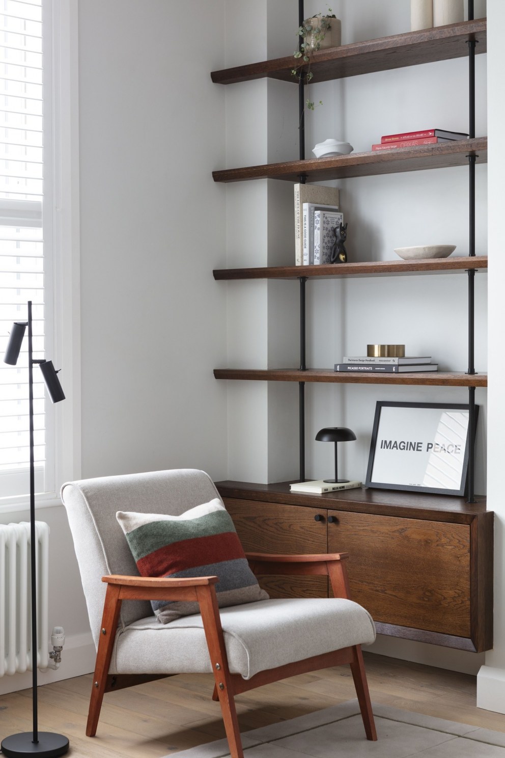 Shirland Road Maida Vale | Joinery details - shelves  | Interior Designers